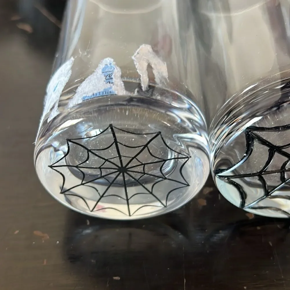 Set of 4 Pottery Barn Spider Web Tall Cocktail Glasses